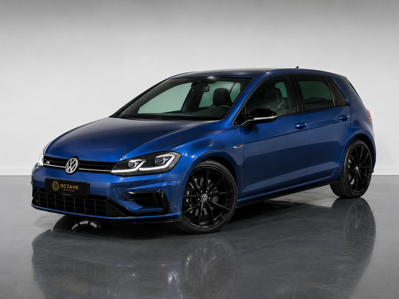 Volkswagen Golf R 7.5